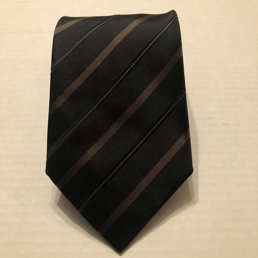 ermenegildo Zegna men's new charcoal silk tie  width: 4"  LENGTH: 58"
